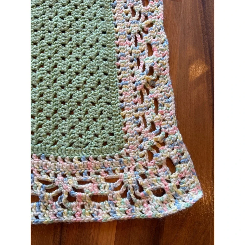 Handmade Crochet Baby‎ Blanket Infant OS Green Pink Pastel Excellent Lace Border